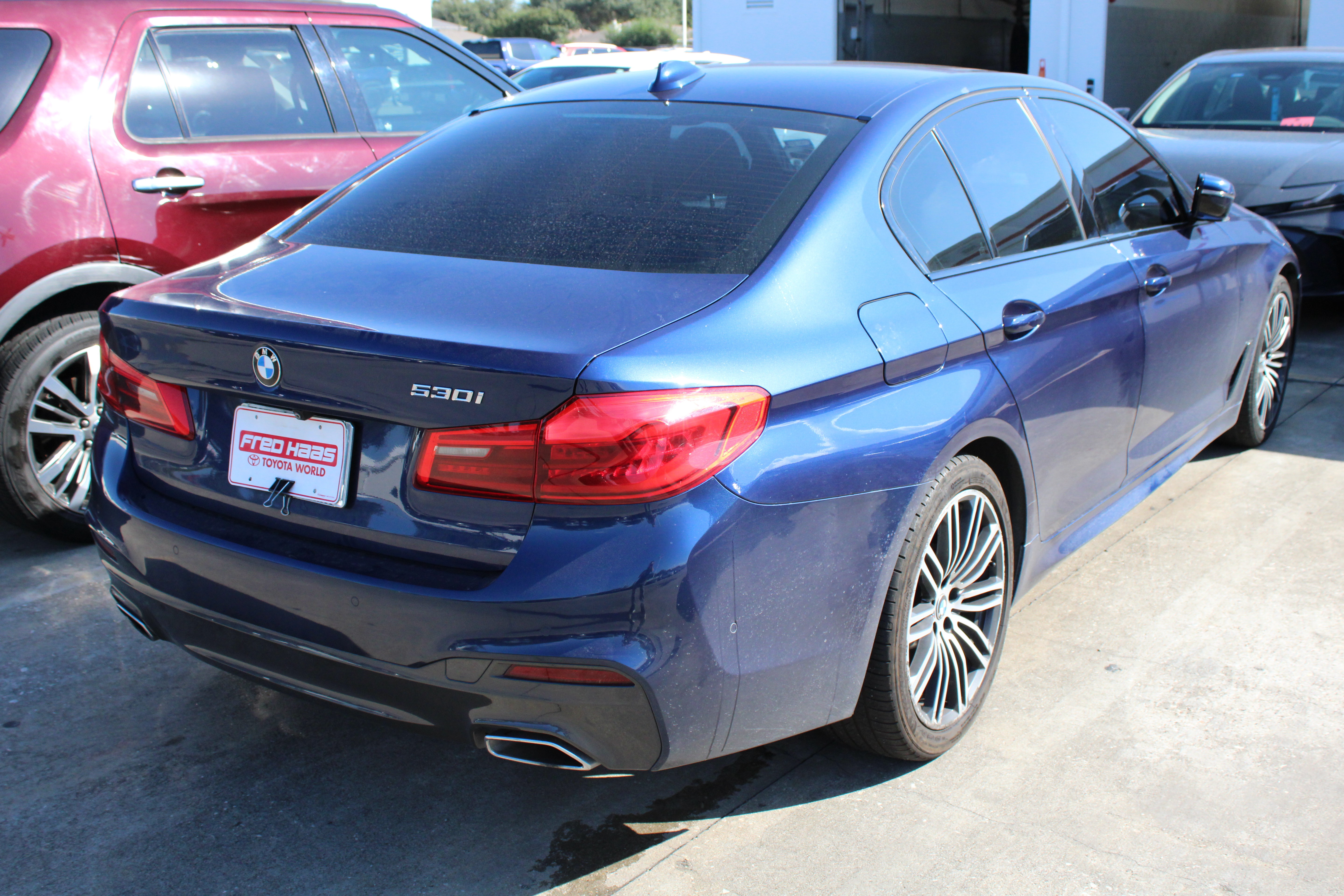 Used 2020 BMW 530i w/ M Sport Package RWD image 10