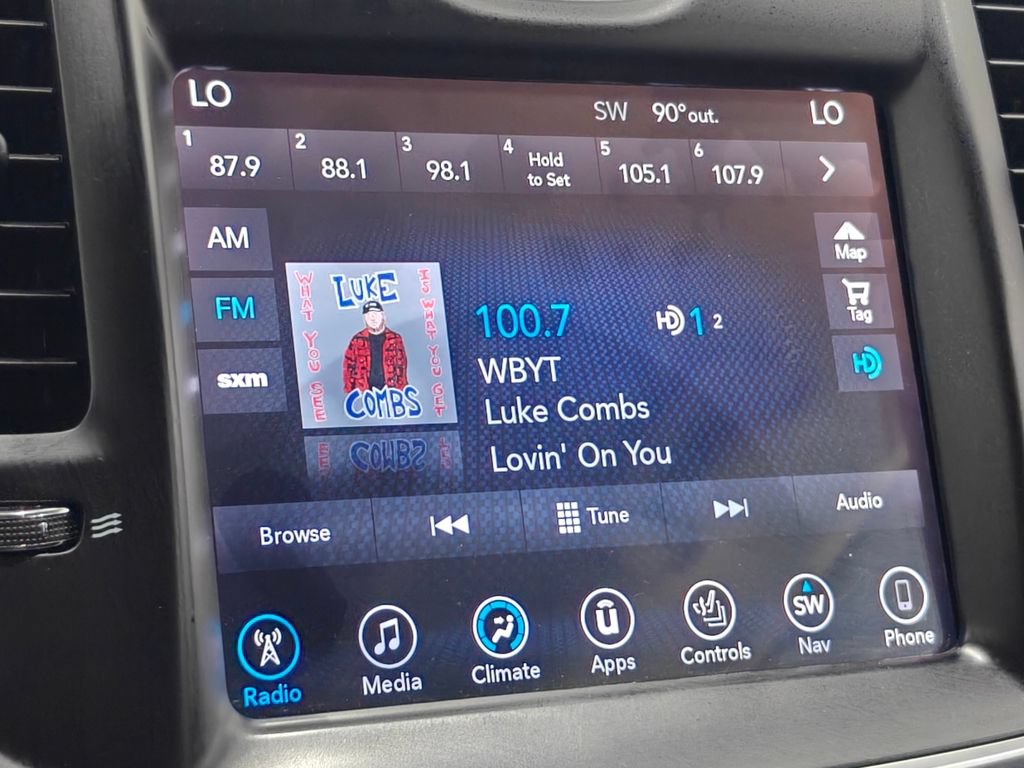 Used 2017 Chrysler 300 Touring w/ Value Package RWD image 35
