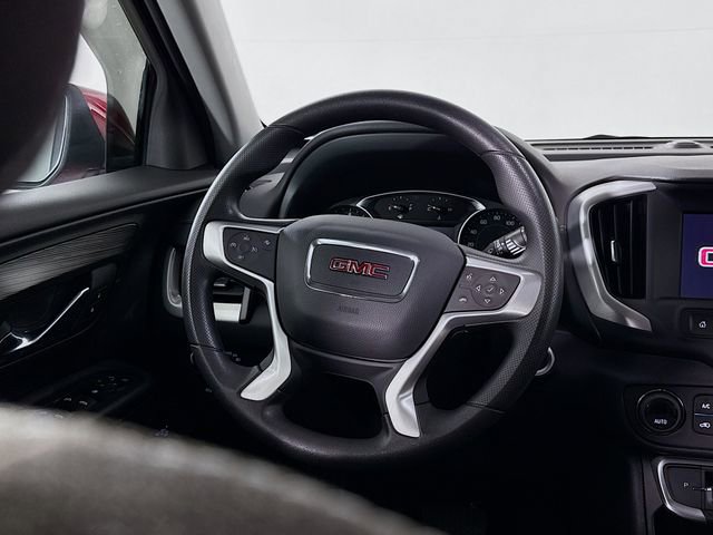 Used 2024 GMC Terrain SLE w/ Driver Convenience Package image 11