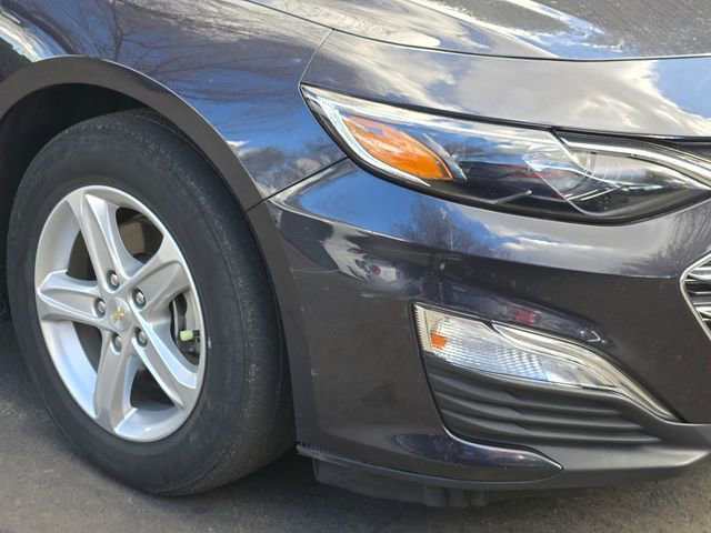 Used 2023 Chevrolet Malibu LS image 4