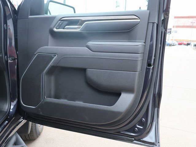 New 2025 GMC Sierra 1500 SLE w/ Preferred Package AWD/4WD image 9