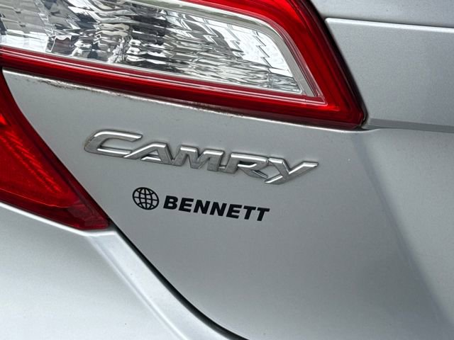 Used 2012 Toyota Camry SE w/ Leather Pkg image 17