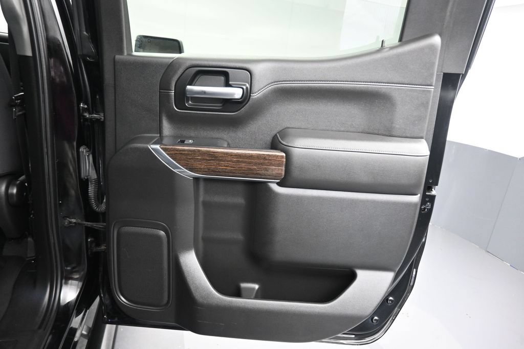 Used 2019 GMC Sierra 1500 SLE w/ X31 Off-Road Package AWD/4WD image 37