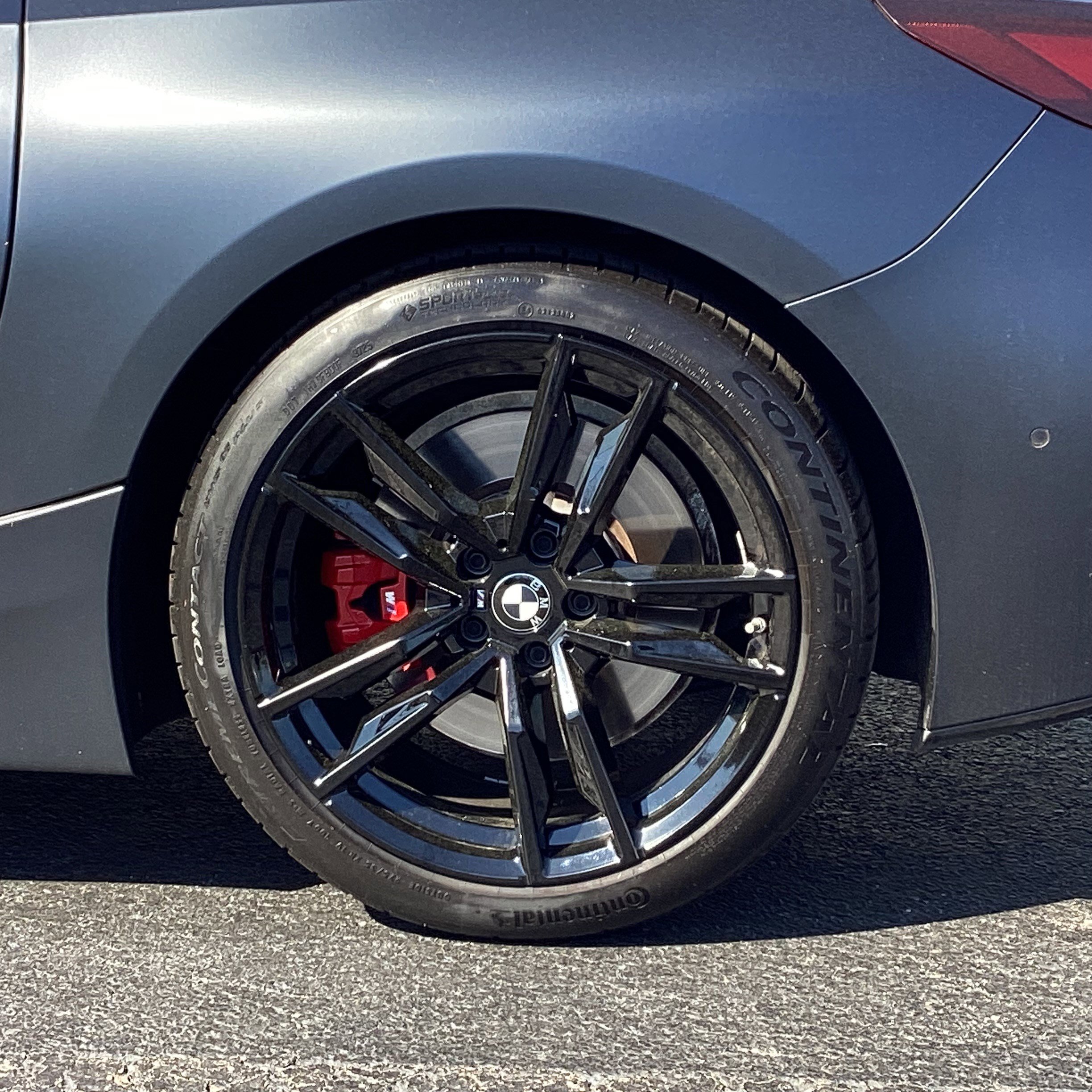 Used 2024 BMW Z4 M40i w/ Premium Package image 11