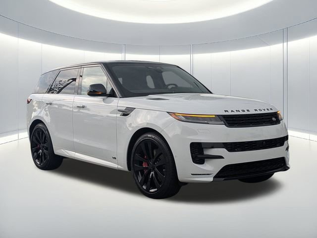 New 2026 Land Rover Range Rover Sport Dynamic SE image 3