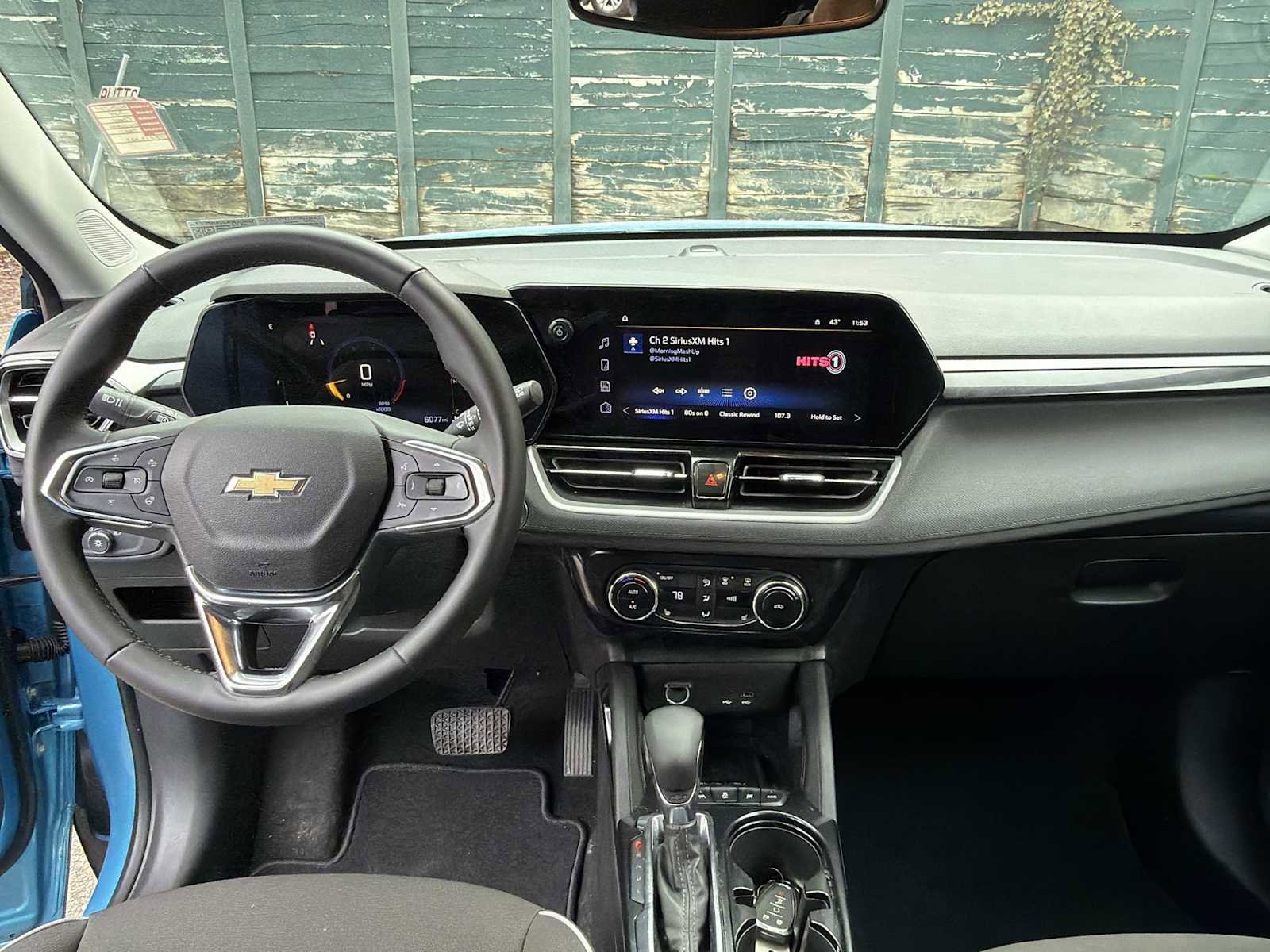 Used 2025 Chevrolet TrailBlazer LT w/ Convenience Package image 19