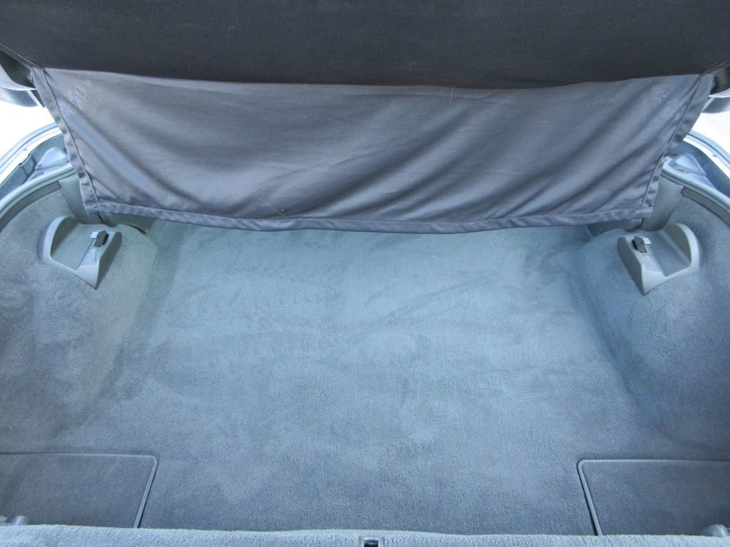 Used 2005 Chevrolet Corvette Coupe w/ Preferred Equipment Group image 13