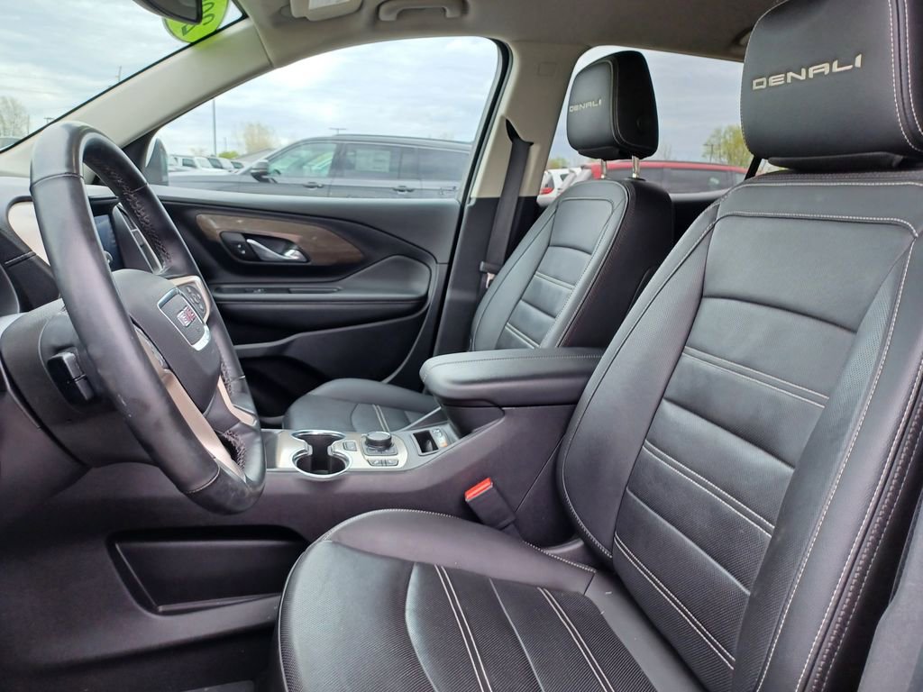 Used 2023 GMC Terrain Denali w/ LPO, Floor Liner Package AWD/4WD image 10