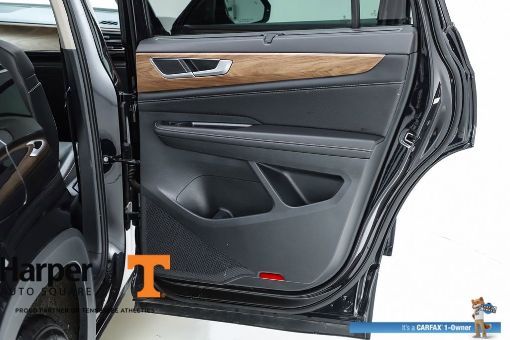 Used 2024 Volkswagen Atlas SE w/ Panoramic Sunroof Package FWD image 71