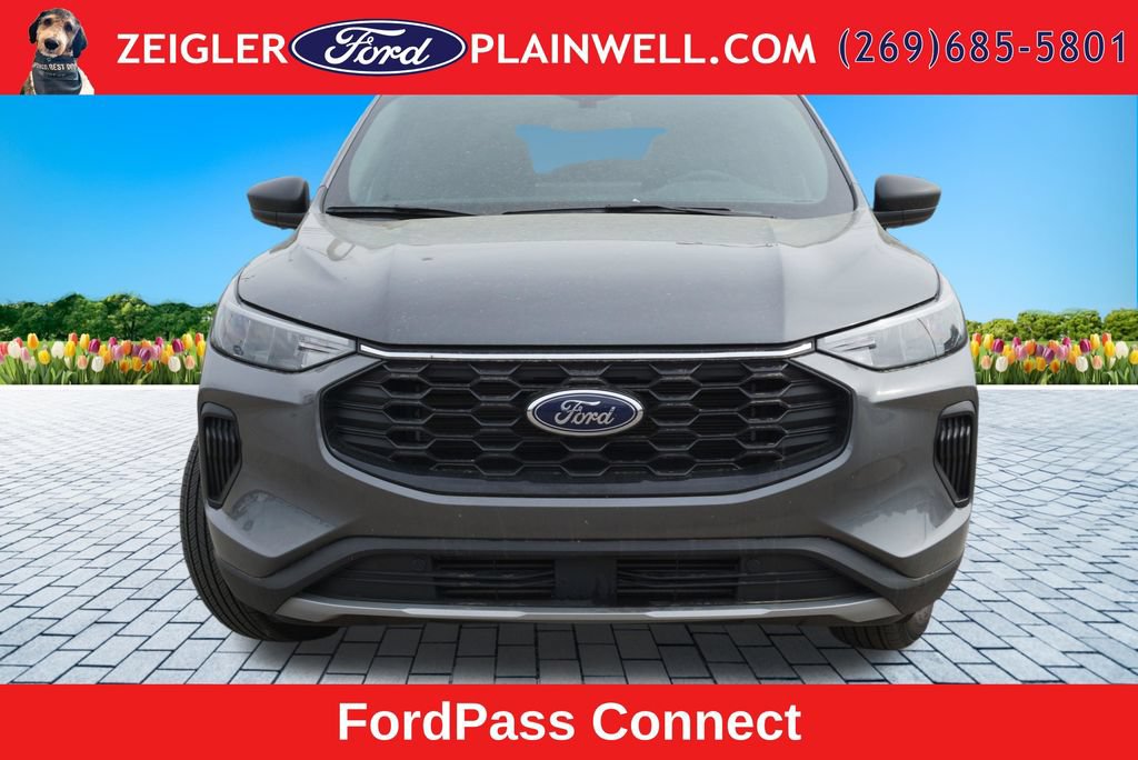 Used 2025 Ford Escape ST-Line w/ Tech Pack #1 AWD/4WD image 8