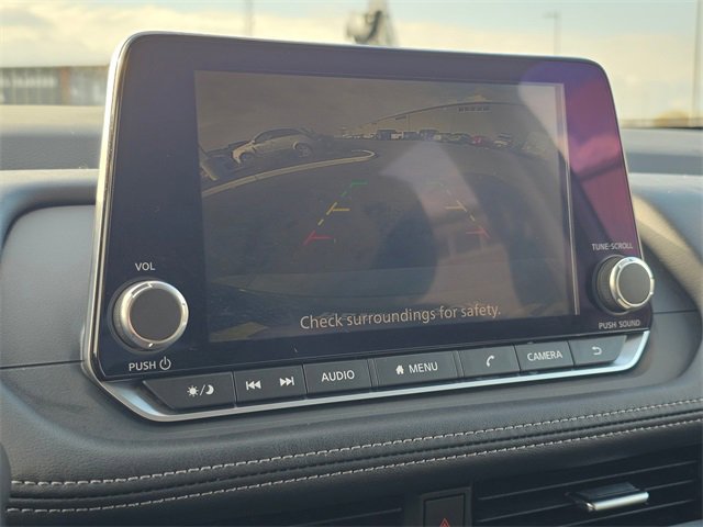 Used 2024 Nissan Rogue SV image 21