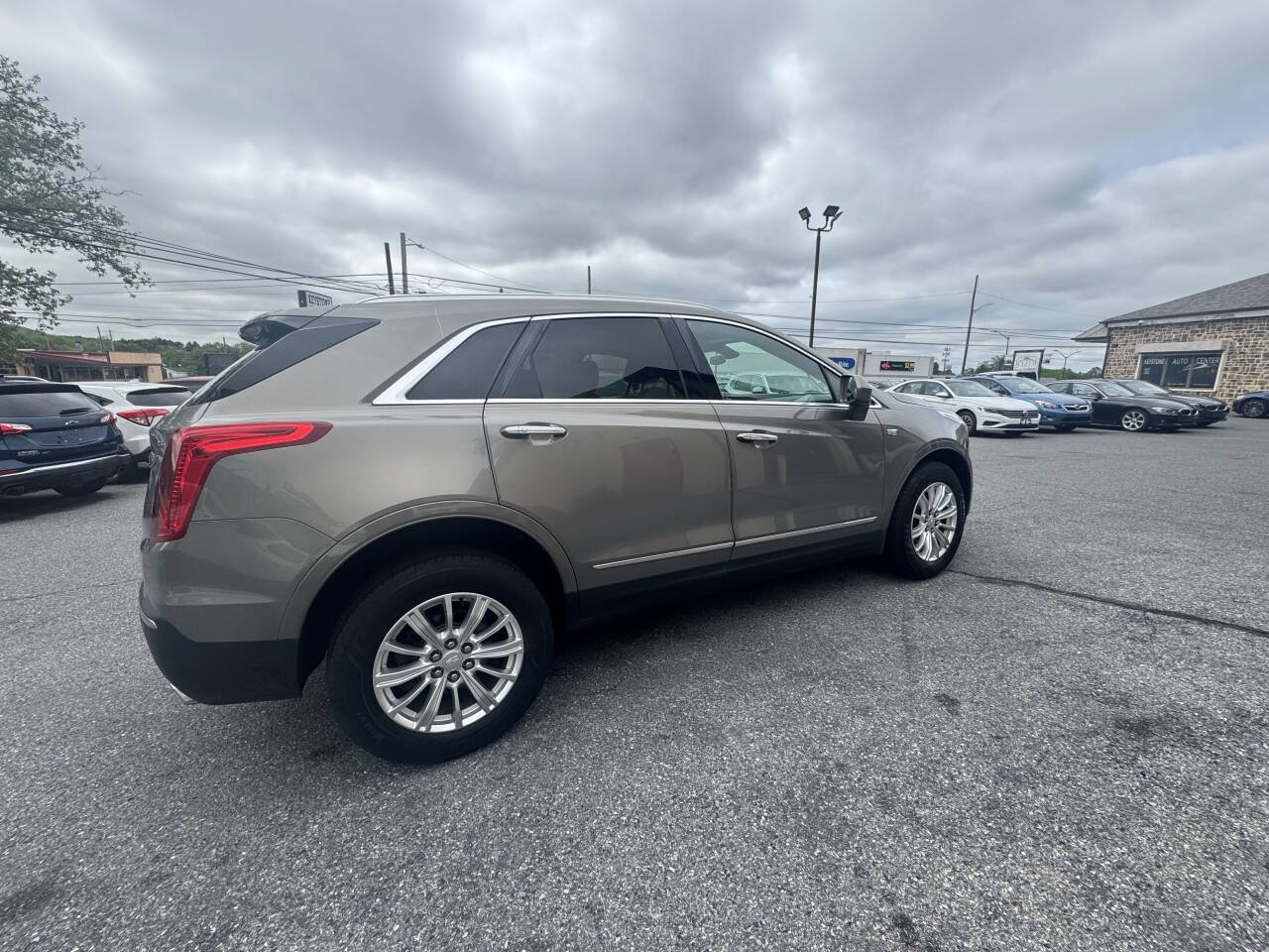 Used 2018 Cadillac XT5 FWD image 8