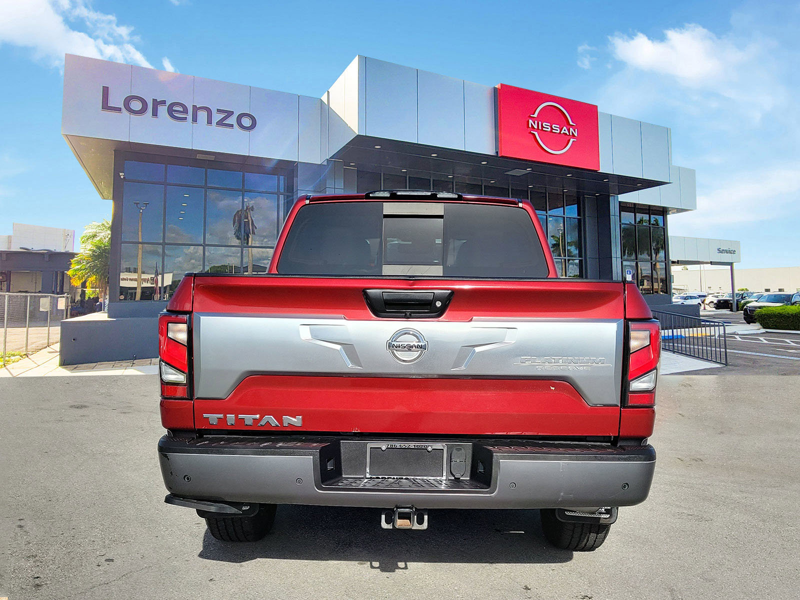 Used 2020 Nissan Titan Platinum Reserve w/ Moonroof Package image 6
