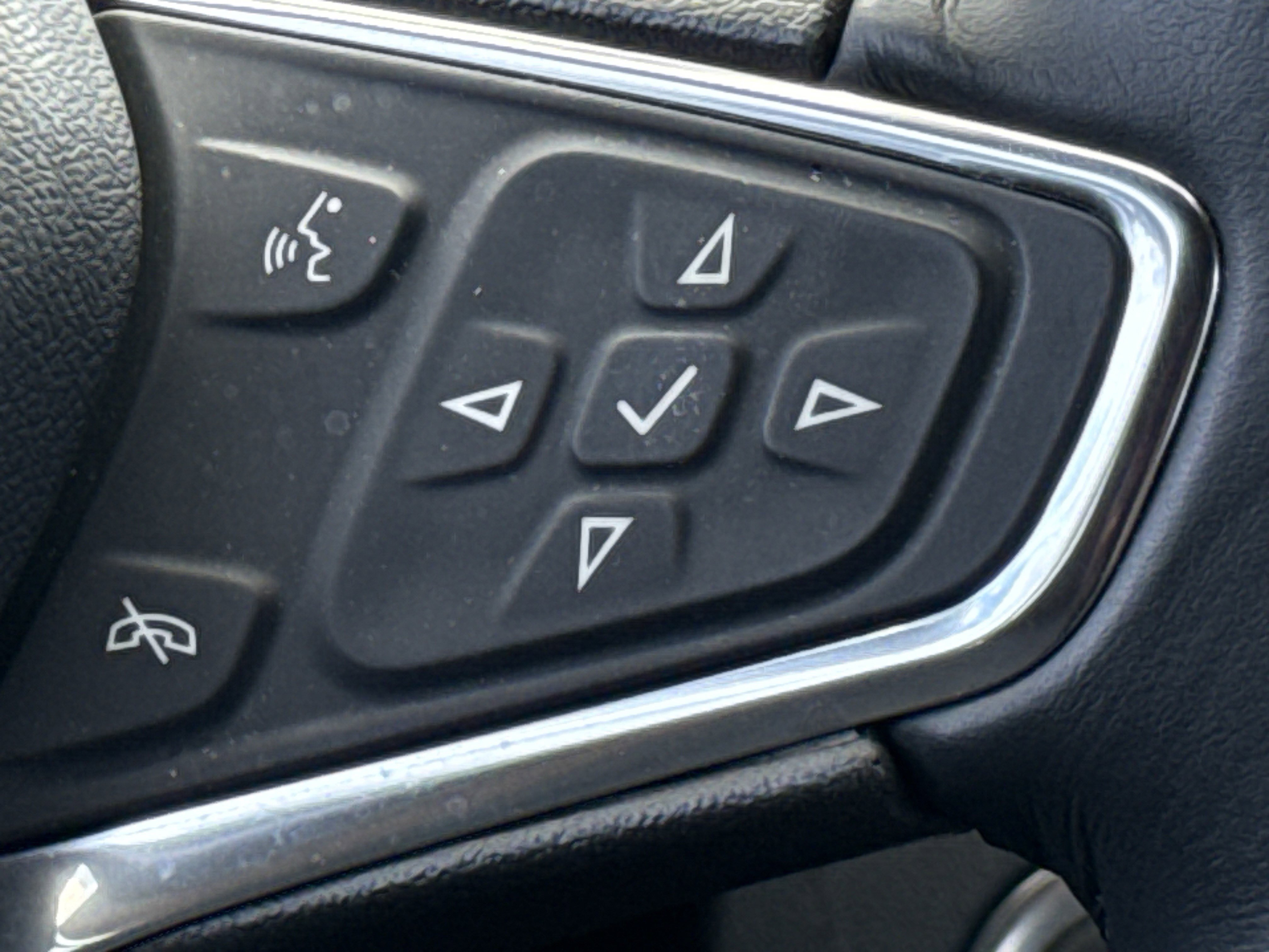 Used 2021 Chevrolet Equinox LT AWD/4WD image 20