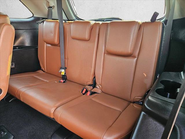 Used 2017 Toyota Highlander Limited Platinum AWD/4WD image 22