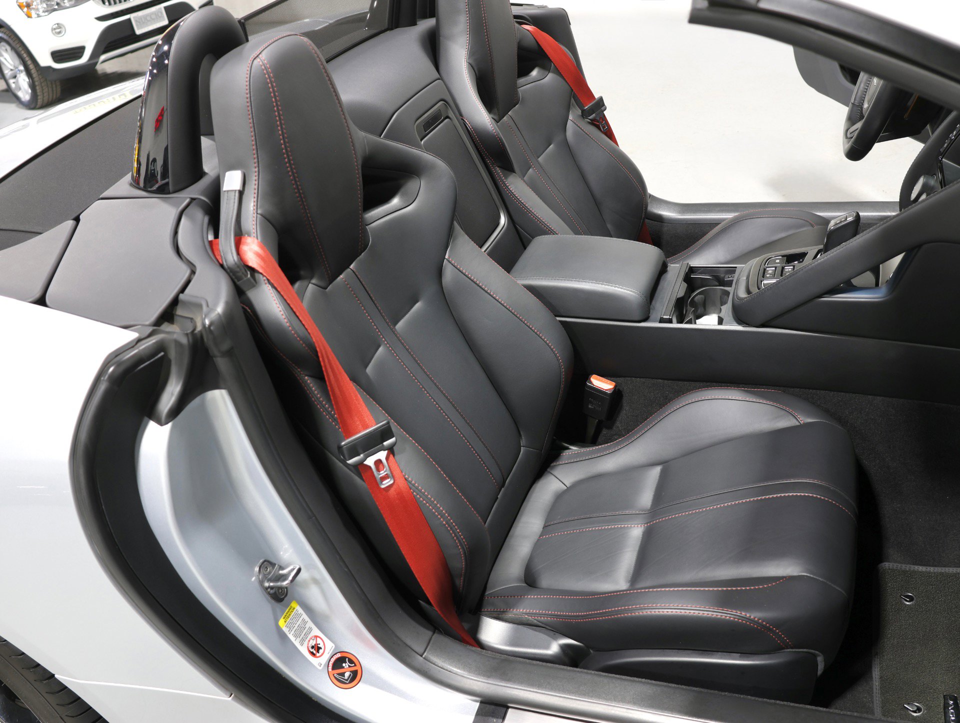 Used 2014 Jaguar F-TYPE S image 50