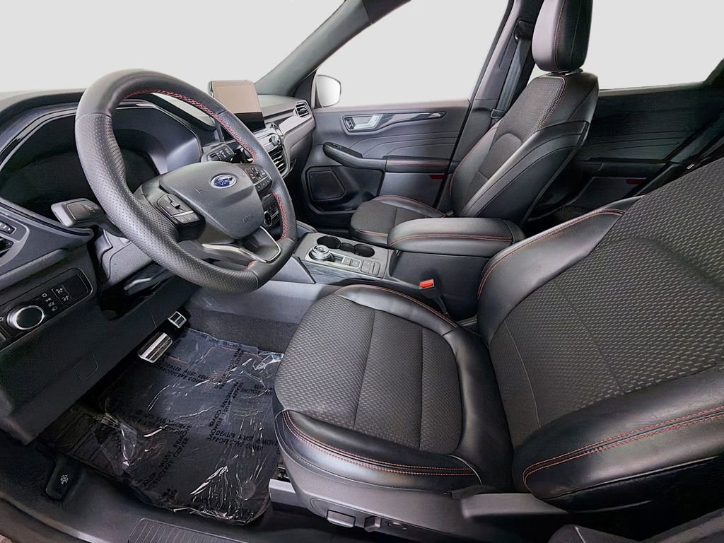Certified 2023 Ford Escape ST-Line image 18