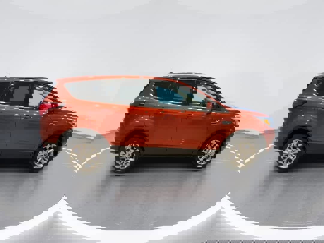 Used 2019 Ford Escape SE image 9