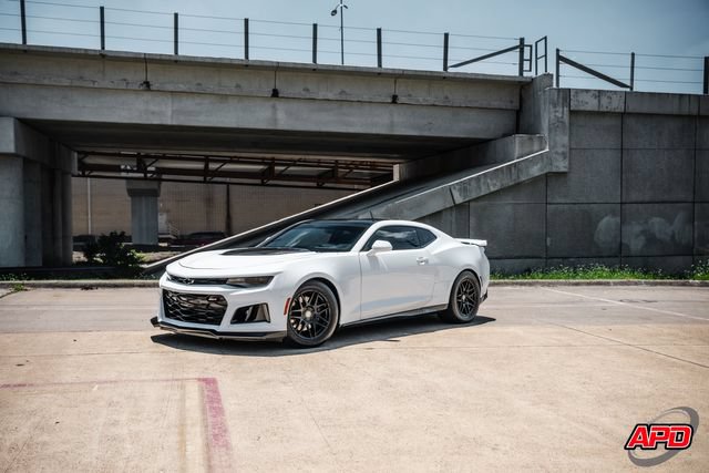 Used 2018 Chevrolet Camaro ZL1 RWD image 42