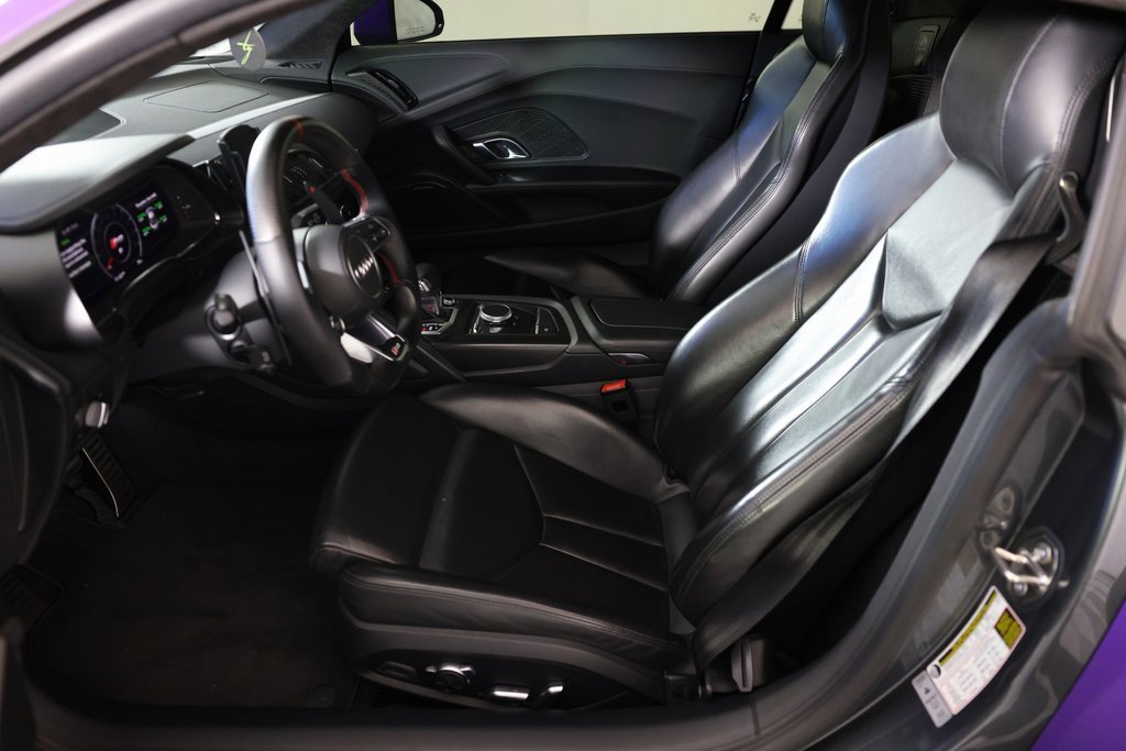 Used 2017 Audi R8 V10 w/ Carbon Exterior Package image 21