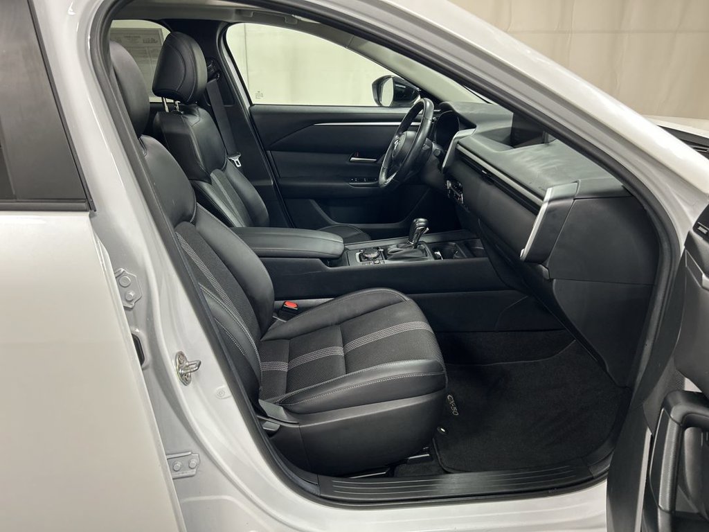 Certified 2024 MAZDA CX-50 AWD 2.5 S w/ Cargo Package image 23