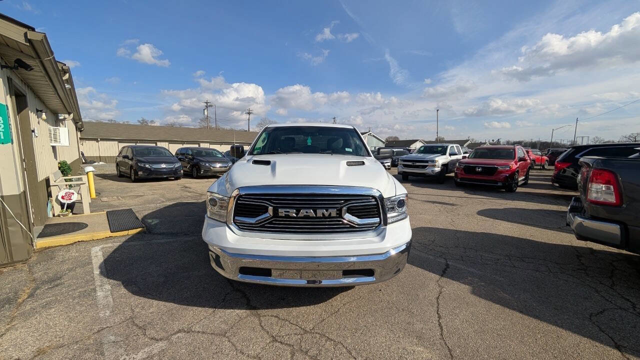 Used 2021 RAM 1500 Classic SLT image 2
