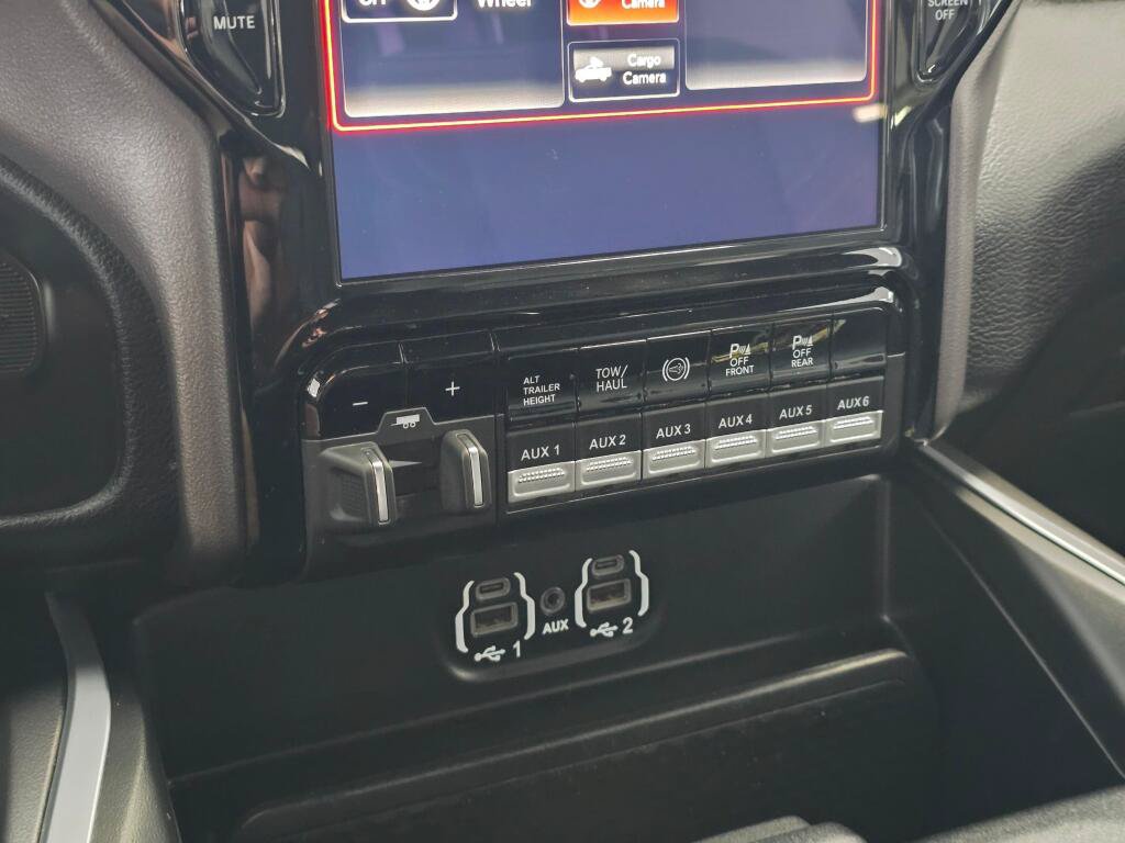 Used 2021 RAM 3500 Big Horn w/ Level B Equipment Group AWD/4WD image 28