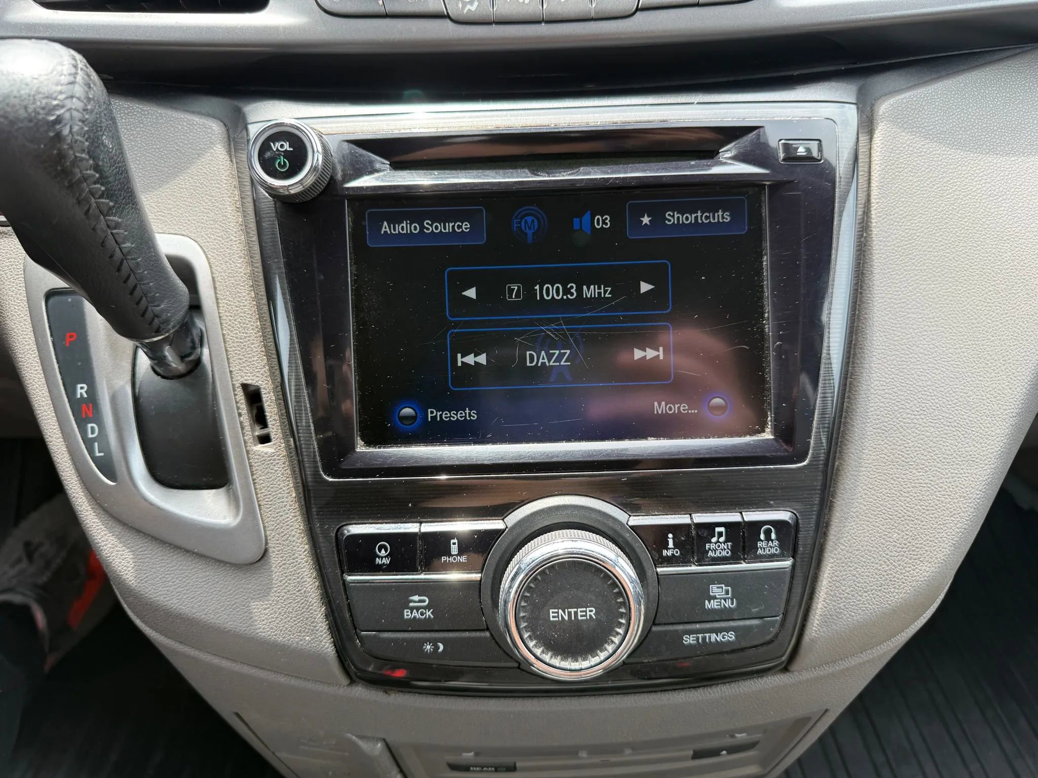 Used 2015 Honda Odyssey Touring Elite image 22