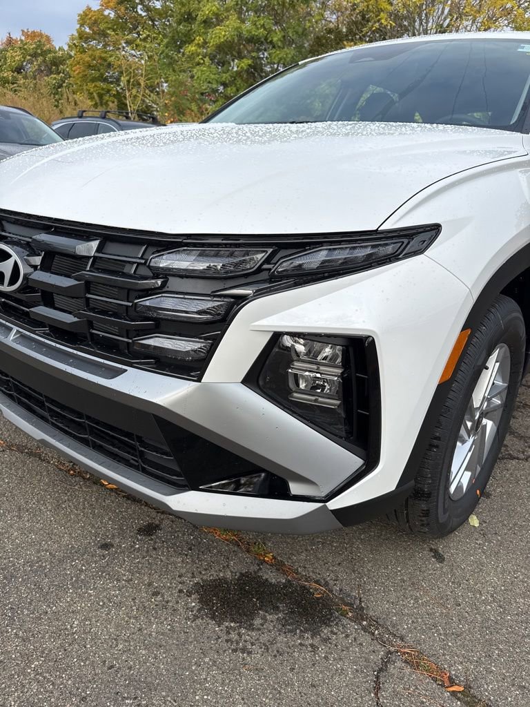 New 2026 Hyundai Tucson SE image 9