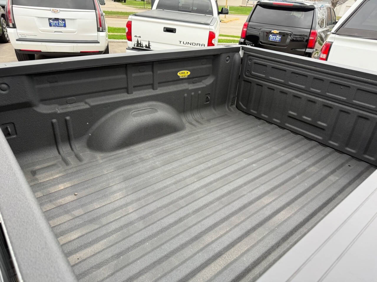 Used 2022 GMC Canyon Elevation Standard AWD/4WD image 11