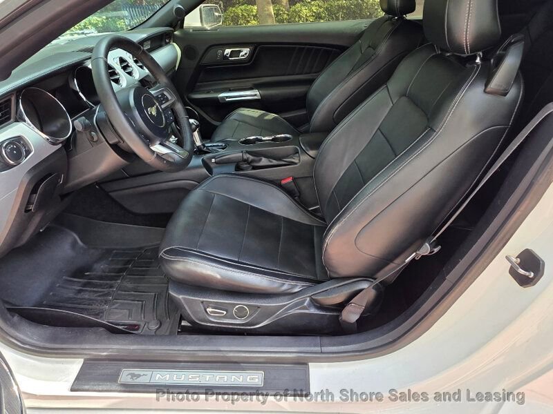 Used 2015 Ford Mustang Premium image 22