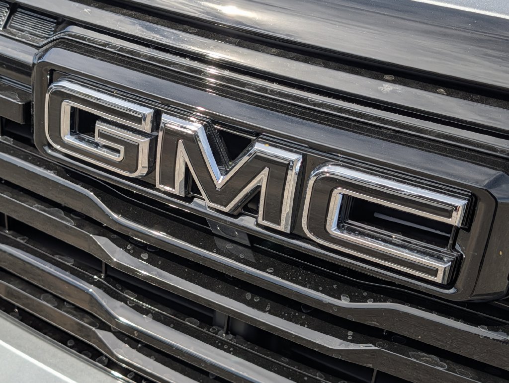 New 2027 GMC Terrain Elevation w/ Elevation Premium Package AWD/4WD image 34