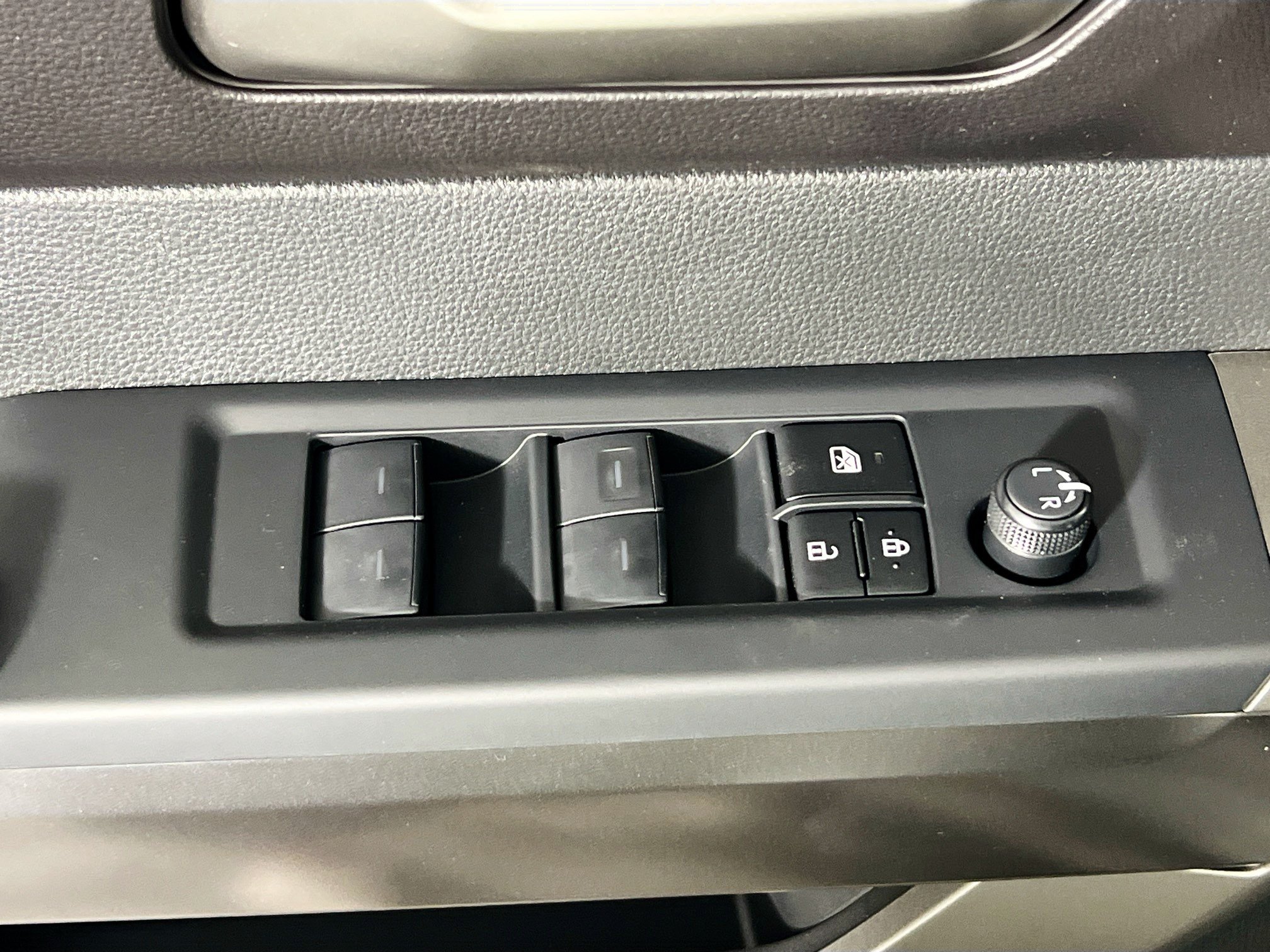 New 2026 Toyota Tundra SR5 AWD/4WD image 16