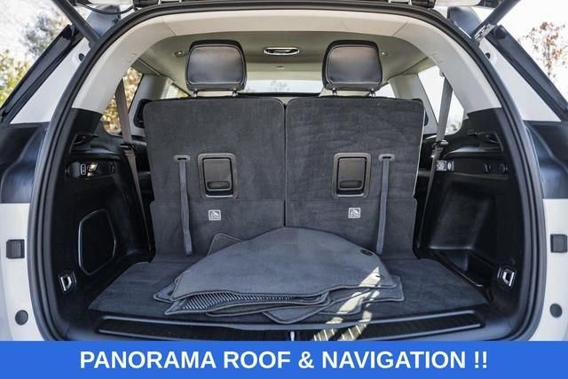 Used 2022 Jeep Grand Cherokee L Limited image 11