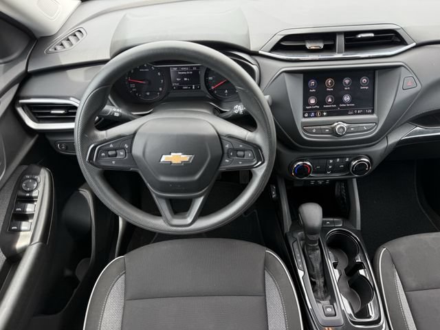 Certified 2023 Chevrolet TrailBlazer LS FWD image 12