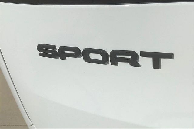 New 2025 Land Rover Range Rover Sport Dynamic SE image 9