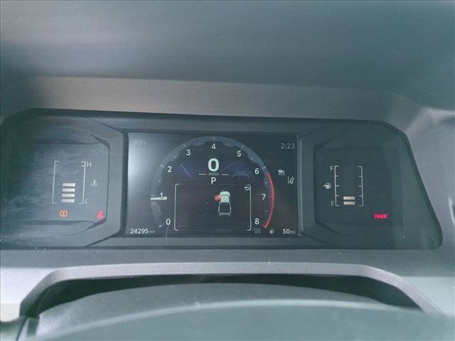 Certified 2024 Toyota Tacoma SR5 AWD/4WD image 12