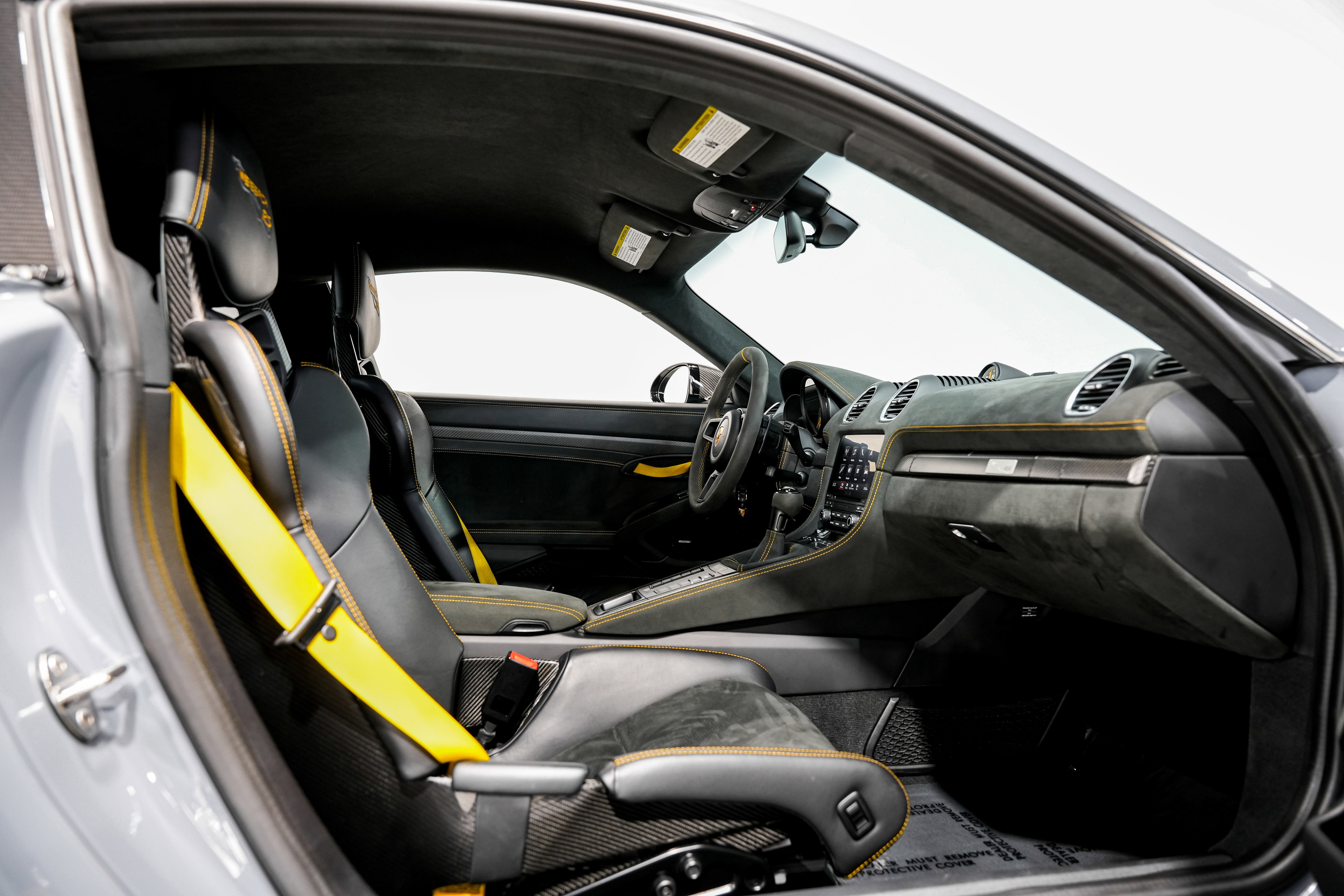 Used 2023 Porsche 718 Cayman GT4 RS RWD image 25