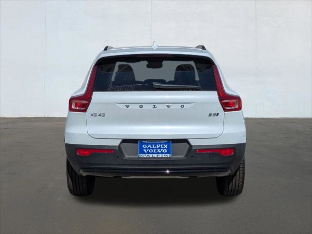 New 2026 Volvo XC40 B5 Plus w/ Protection Package Premier AWD/4WD image 5