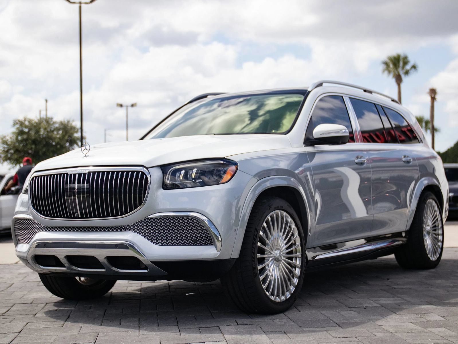 Used 2022 Mercedes-Benz Maybach GLS 600 4MATIC image 6