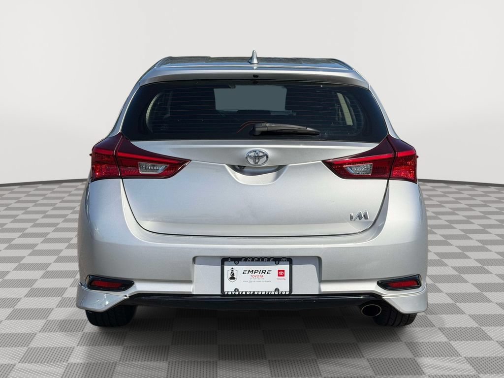 Used 2018 Toyota Corolla iM w/ All-Weather Mat Package FWD image 4