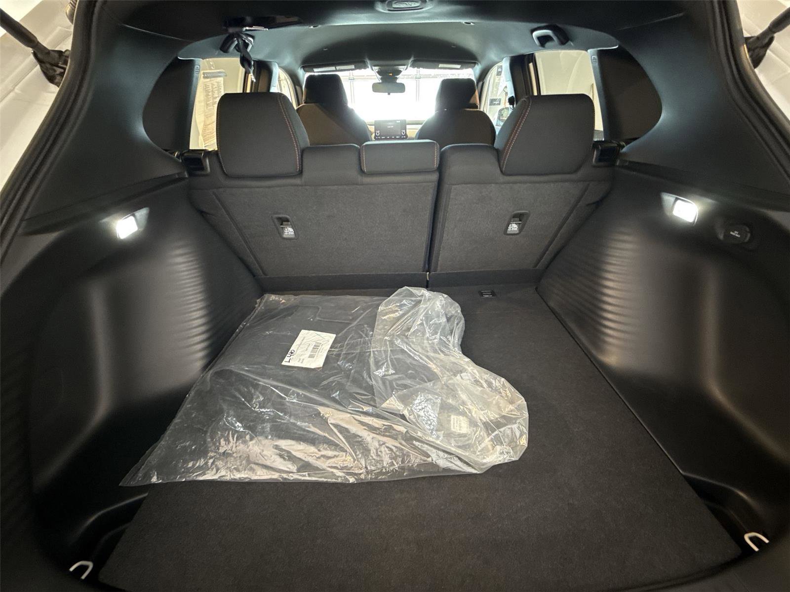 Used 2025 Honda HR-V Sport image 19