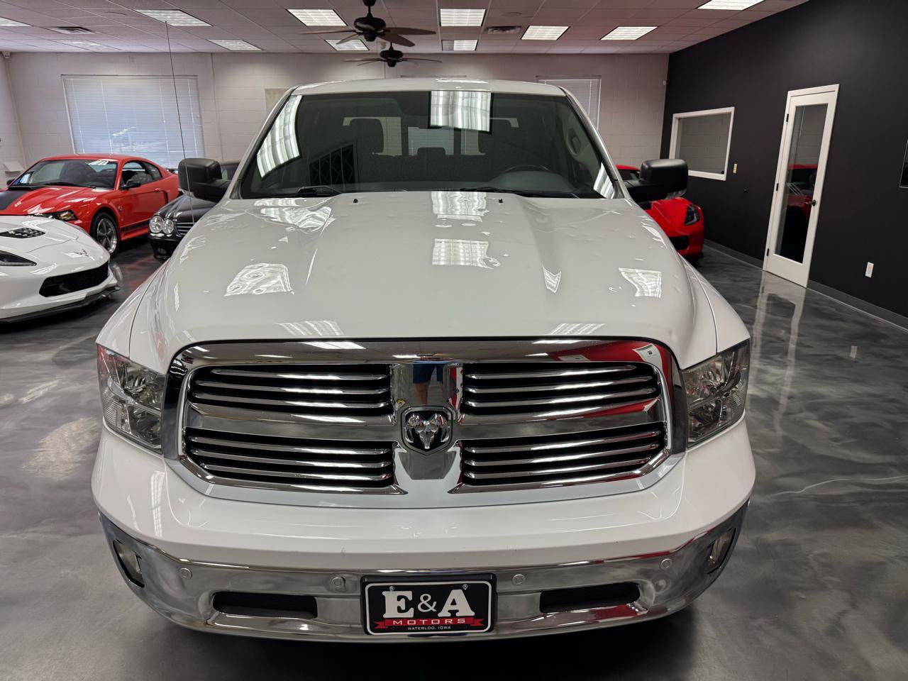 Used 2017 RAM 1500 Lone Star AWD/4WD image 12