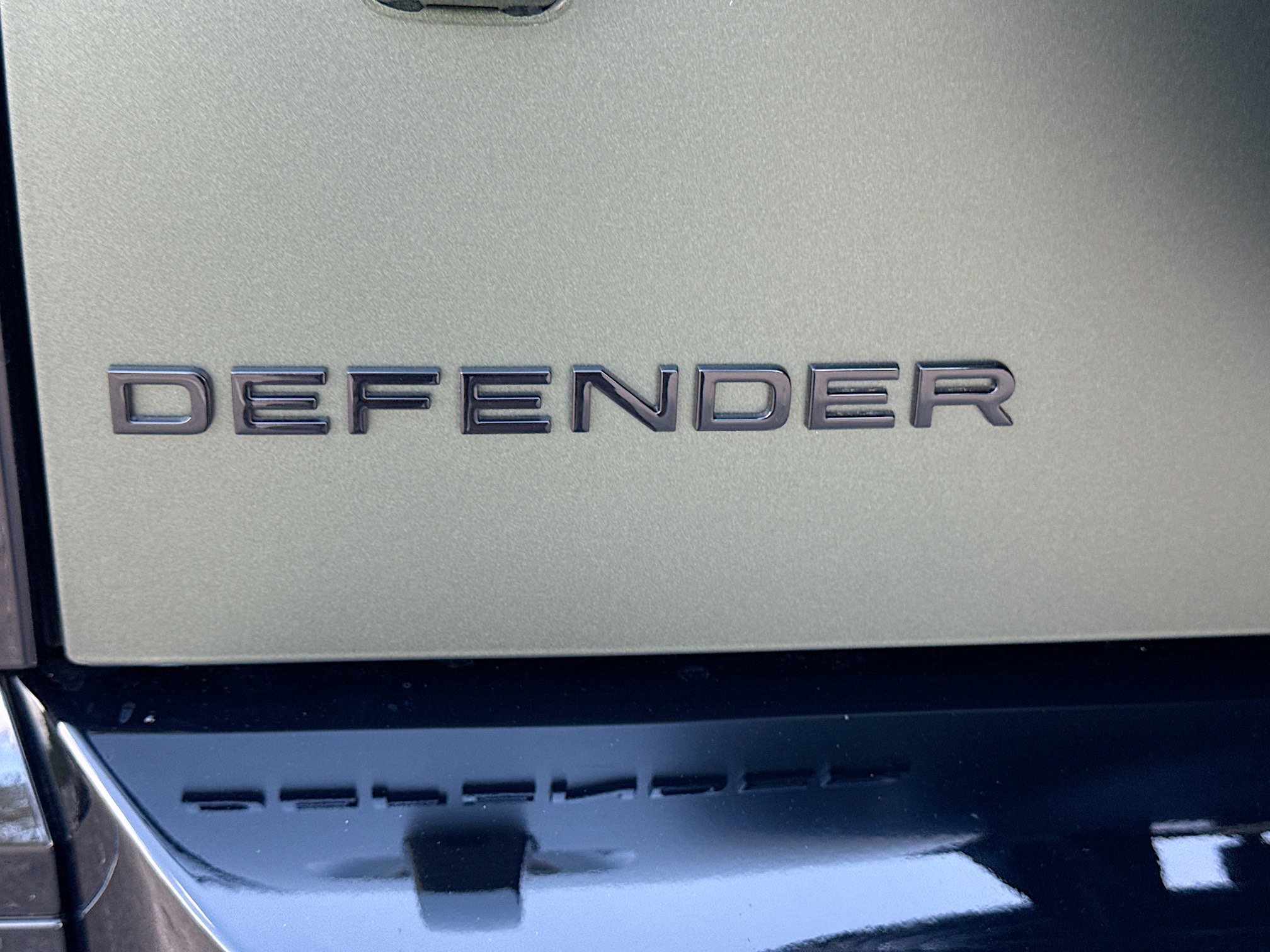 New 2026 Land Rover Defender 110 X-Dynamic SE AWD/4WD image 11