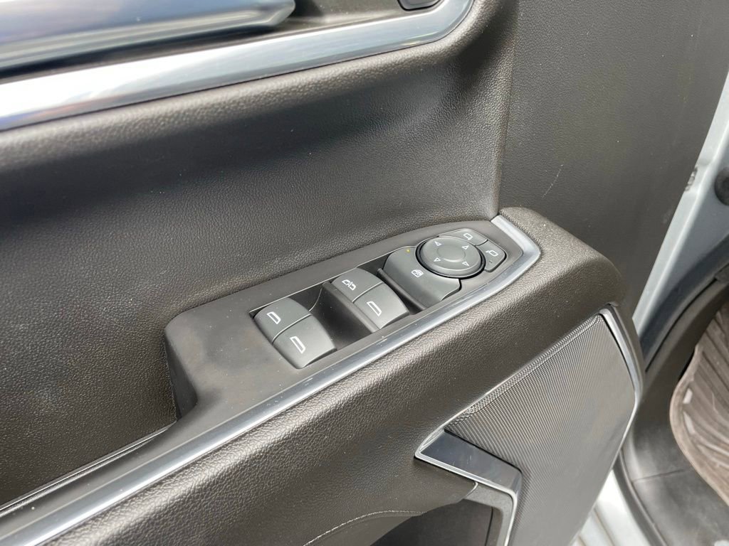 Used 2023 Chevrolet Silverado 1500 RST AWD/4WD image 12