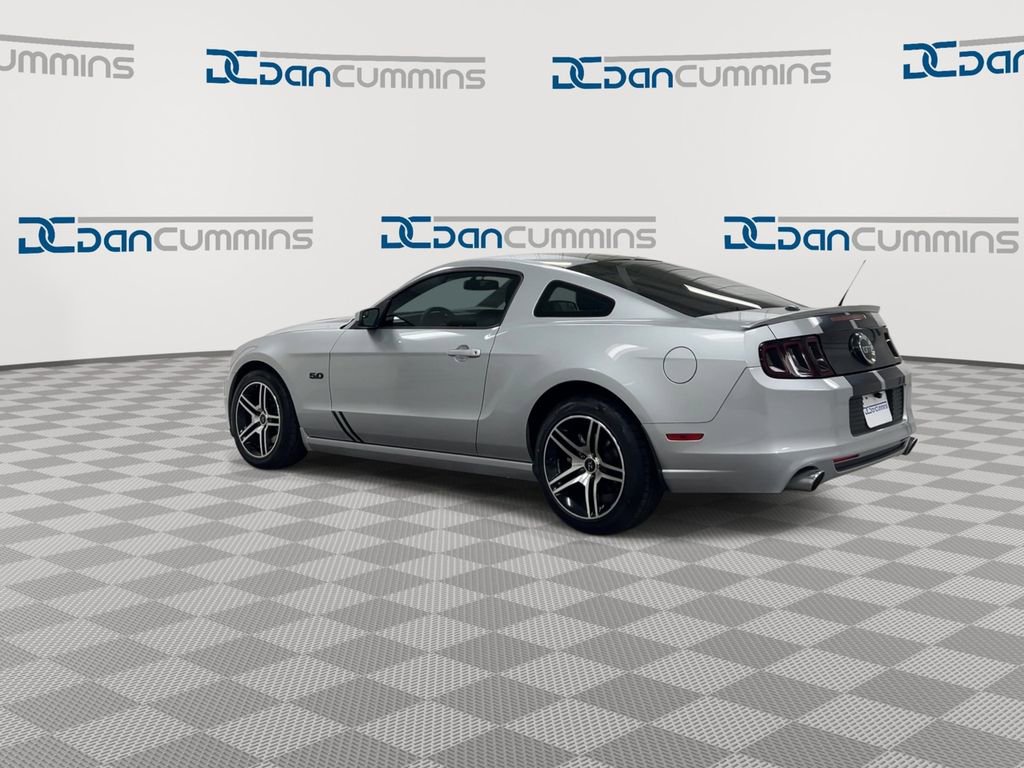 Used 2013 Ford Mustang GT Premium RWD image 6