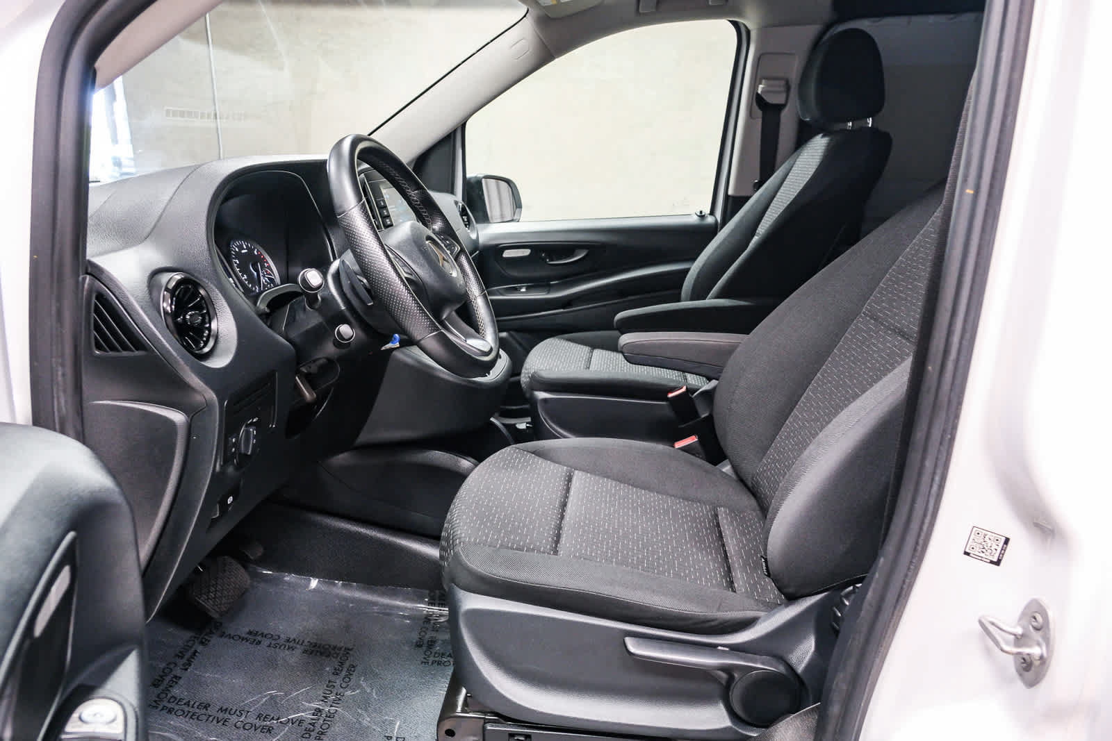 Used 2022 Mercedes-Benz Metris image 26