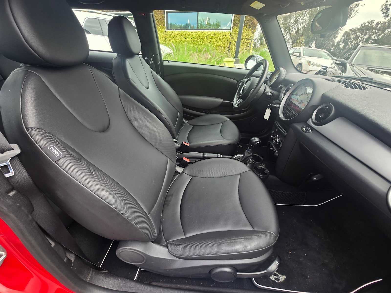 Used 2012 MINI Cooper Hardtop FWD image 10