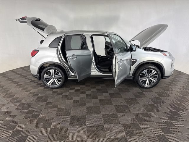 Used 2023 Mitsubishi Outlander Sport SE AWD/4WD image 13