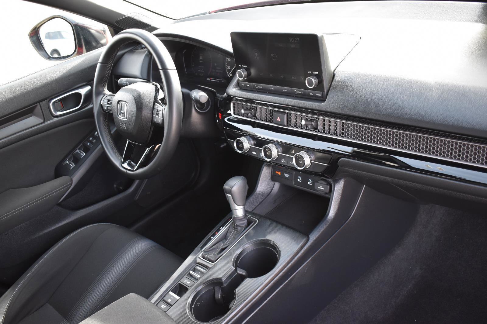 Used 2025 Honda Civic Sport image 13